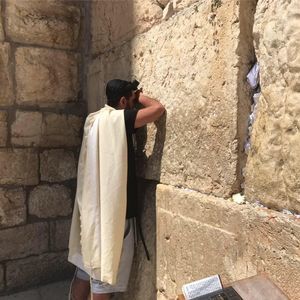 Meet your Posher, Joseph